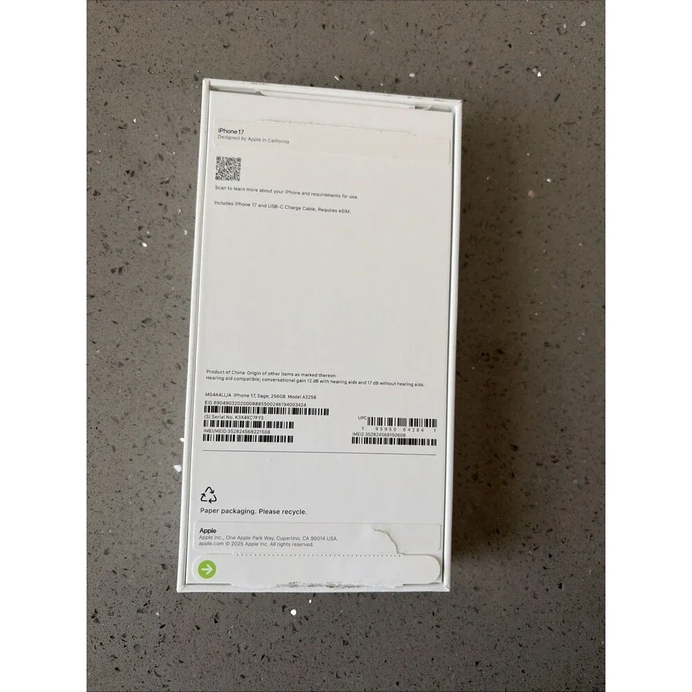 Apple iPhone 17 Sage 256 Gb (No Phone - Box Only)